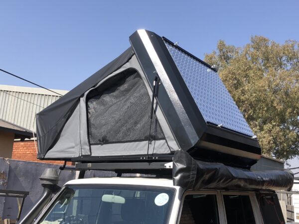2 Man Triangular Aluminum Hard Shell Rooftop Tent
